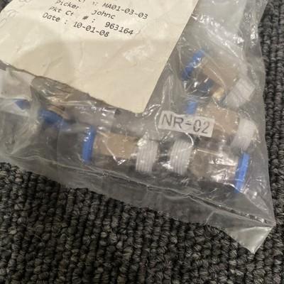 (10) FESTO QS-1/8-6 Air Joint