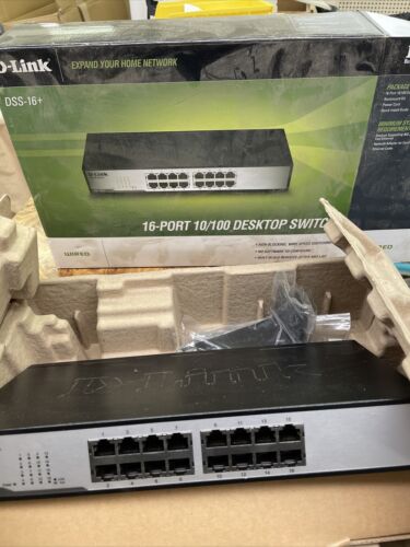 D-Link DSS-16+ Ethernet Switch 16 Port 10/100 Desktop/Rackmount w/AC Power Cord