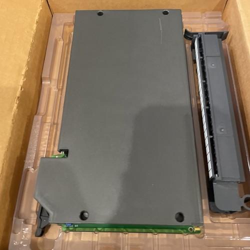 Allen Bradley, PLC-5, 1771-IAD, -1AD, SER D, 120 Volt AC/DC In *FREE SHIPPING*