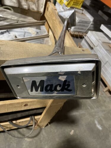 Heavy Duty Mack Parts Semi Truck Dual Air Horn 26″