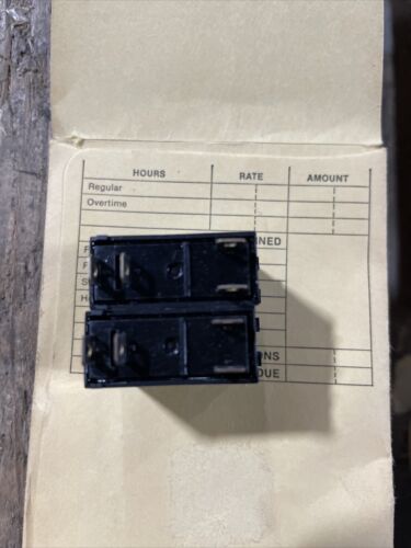 OMRON Solid State Relay G3R-OA202SZN 100~240VAC *Lot Of 2*