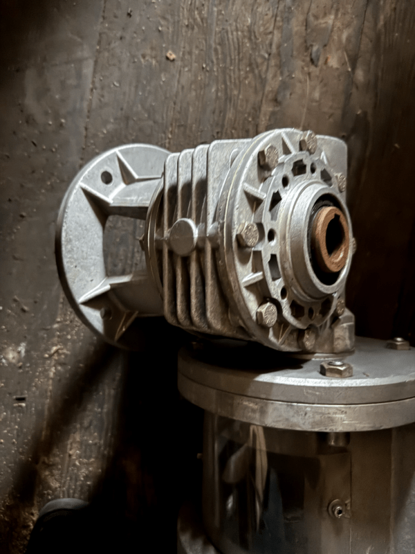 BONFIGLIOLI riduttori vba 1000 f d19 p80