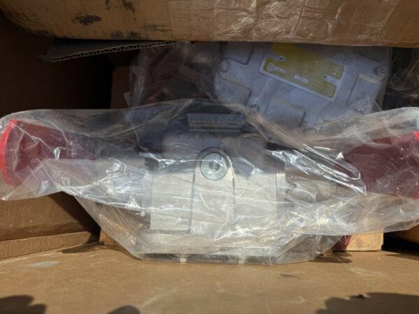 NEW – Conveyor Components Pull Cord Control Switch PC-D-4SX MFG DATE 1/19