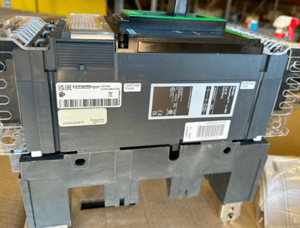 SCHNEIDER ELECTRIC 548755P33 / 548755P33 (BRAND NEW) PowerPacT LL600