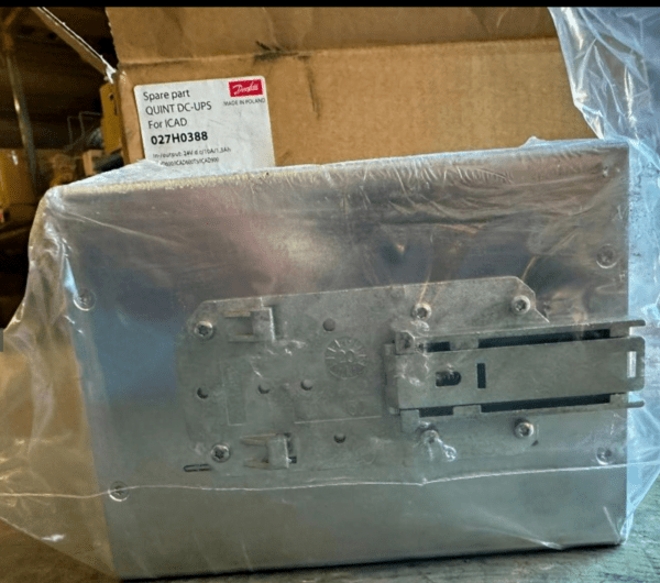 NEW Phoenix Contact QUINT-UPS/ 24DC/ 24DC/10/3.4AH 2320267 Module USA SELLER
