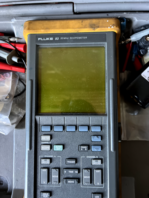 Fluke 93 Industrial Scopemeter 50 MHz 2 channel With Cables No Power Cord Untest