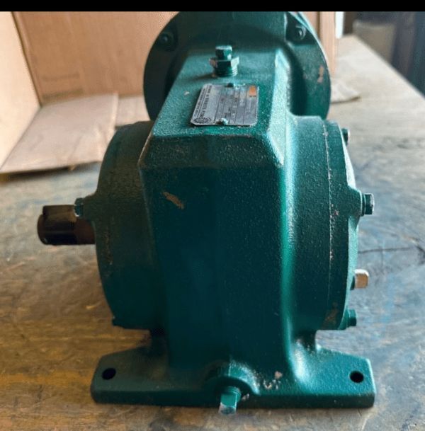 Master Gear Reducer, Size: M60833L1056WM21A40, 40/1 Ratio (FW)
