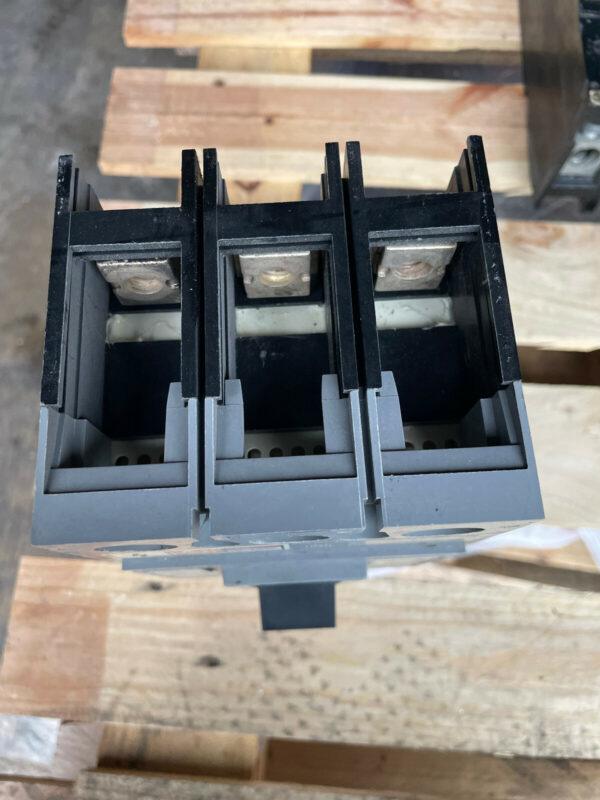 SIEMENS FXD63B150 SER. B SENTRON SERIES FXD6-A 3P/150A CIRCUIT BREAKER