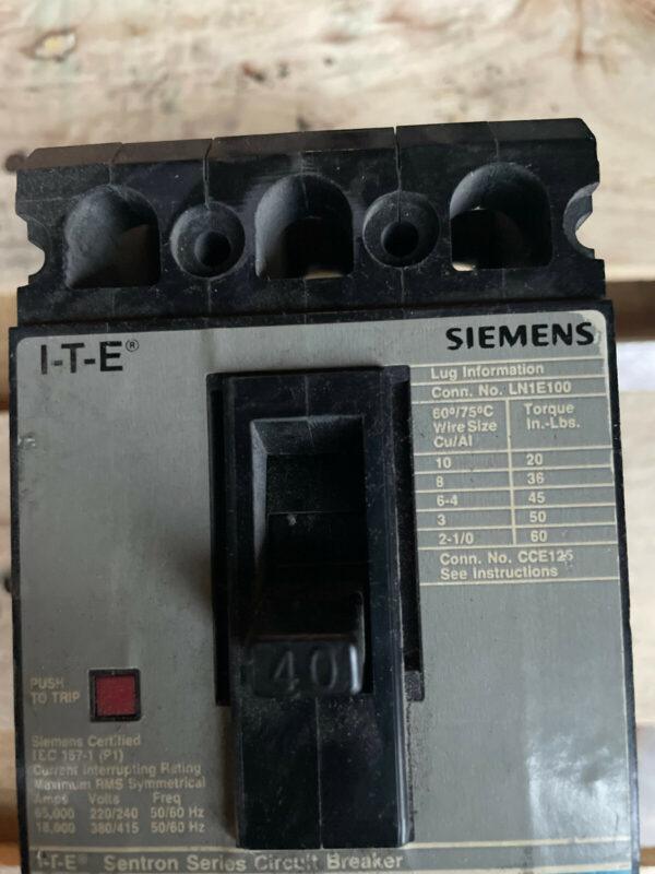 Siemens ED43B040 Circuit Breaker 3 pole 40 amp 480 volt