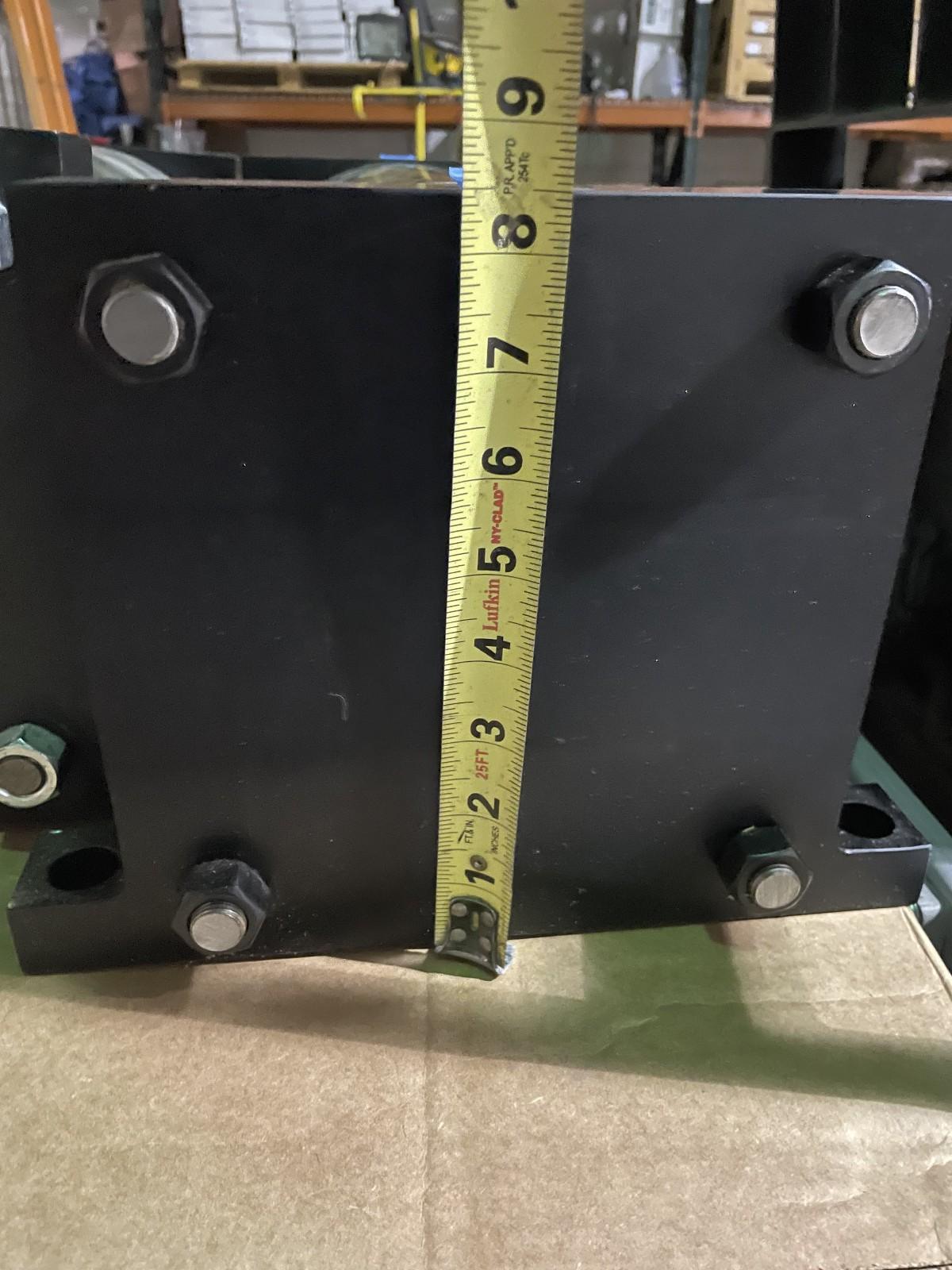 Norgren A0977C3 pneumatic air cylinder, 250 Max PSI, 8″ x 18″ Rev #3