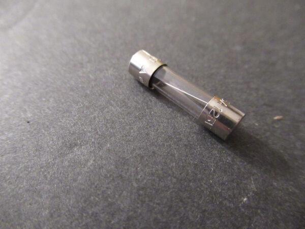 Ten (10) Buss GMA-5A GMA 5A BUSSMANN FUSES 5A 125V 5 x 20mm FAST BLOW NEW NOS