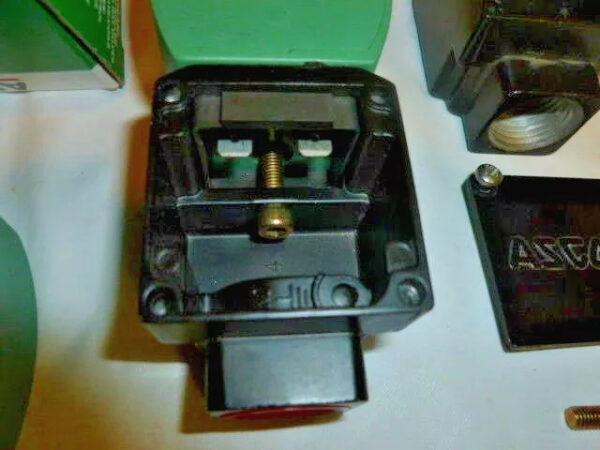 Asco 238612-005, 24vac, 10.1w/ spade terminal coil C306