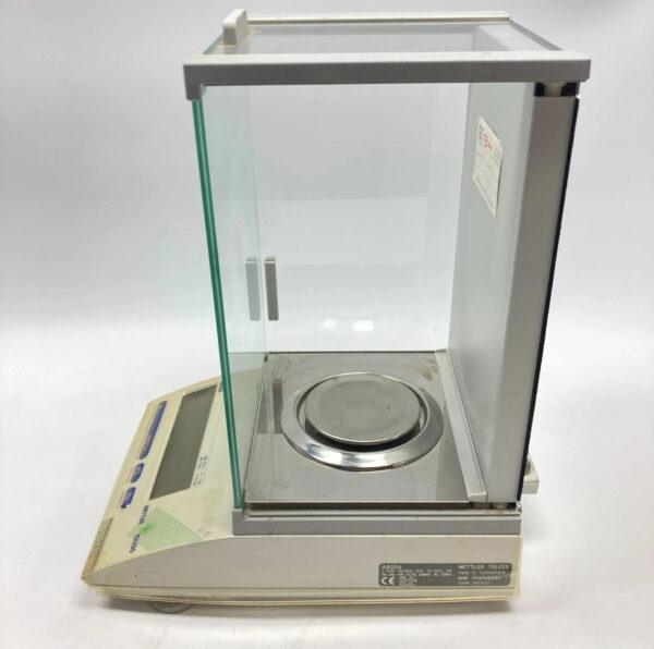 Mettler Toledo AB204 Analytical Balance Scale For Parts Untested + Broken glass