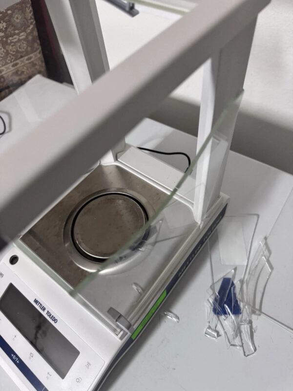 Mettler Toledo MS104S/03 NewClassic MF Precision Laboratory Scale For Parts