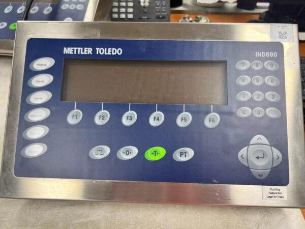 👀 METTLER TOLEDO 100-240 VAC OPERATOR CONTROLLER PANEL IND690 DESK – FOR PARTS