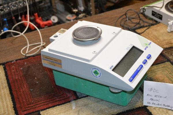 For Parts/Repair Mettler Toledo AB104 Analytical Balance 101g x 0.1mg