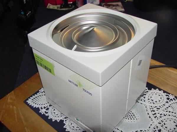 Mettler Toledo LV11 Automatic Feeder, Powers Up Does Not Vibrate, Parts / Repair