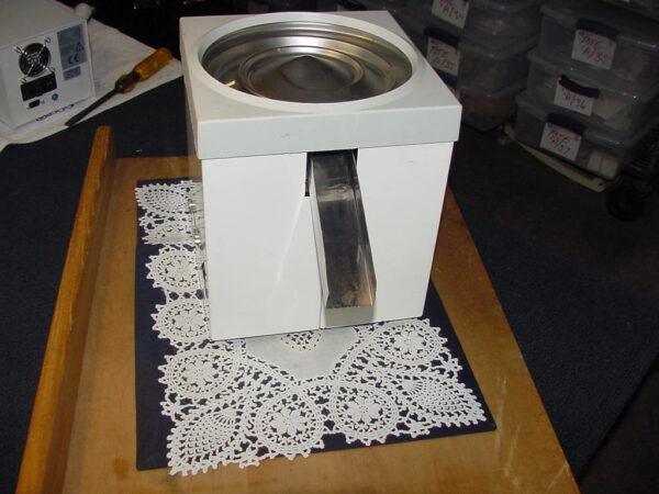 Mettler Toledo LV11 Automatic Feeder, Powers Up Does Not Vibrate, Parts / Repair