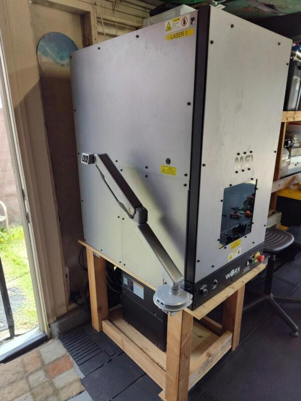 KEYENCE MD-U1020C 3-AXIS MARKING LASER w/ WORX ME1 ENCLOSURE & FUME EXTRACTOR