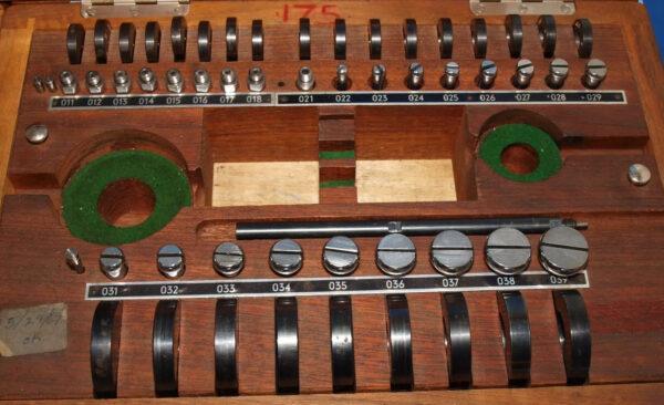 SUNNEN GR-3000 BORE GAGE + 32 DIATEST PROBES & SET RINGS + 3 GAGE HEADS .057-13″