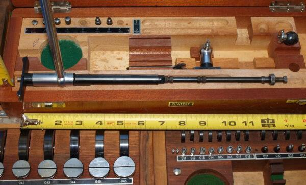 SUNNEN GR-3000 BORE GAGE + 32 DIATEST PROBES & SET RINGS + 3 GAGE HEADS .057-13″