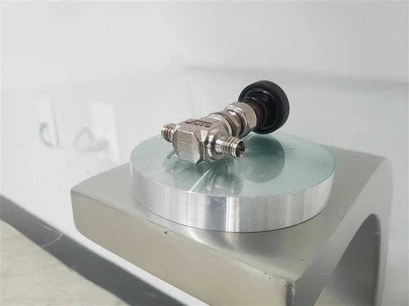 Swagelok SS-OVS2 Stainless Steel Integral Bonnet Needle Valve FNSP