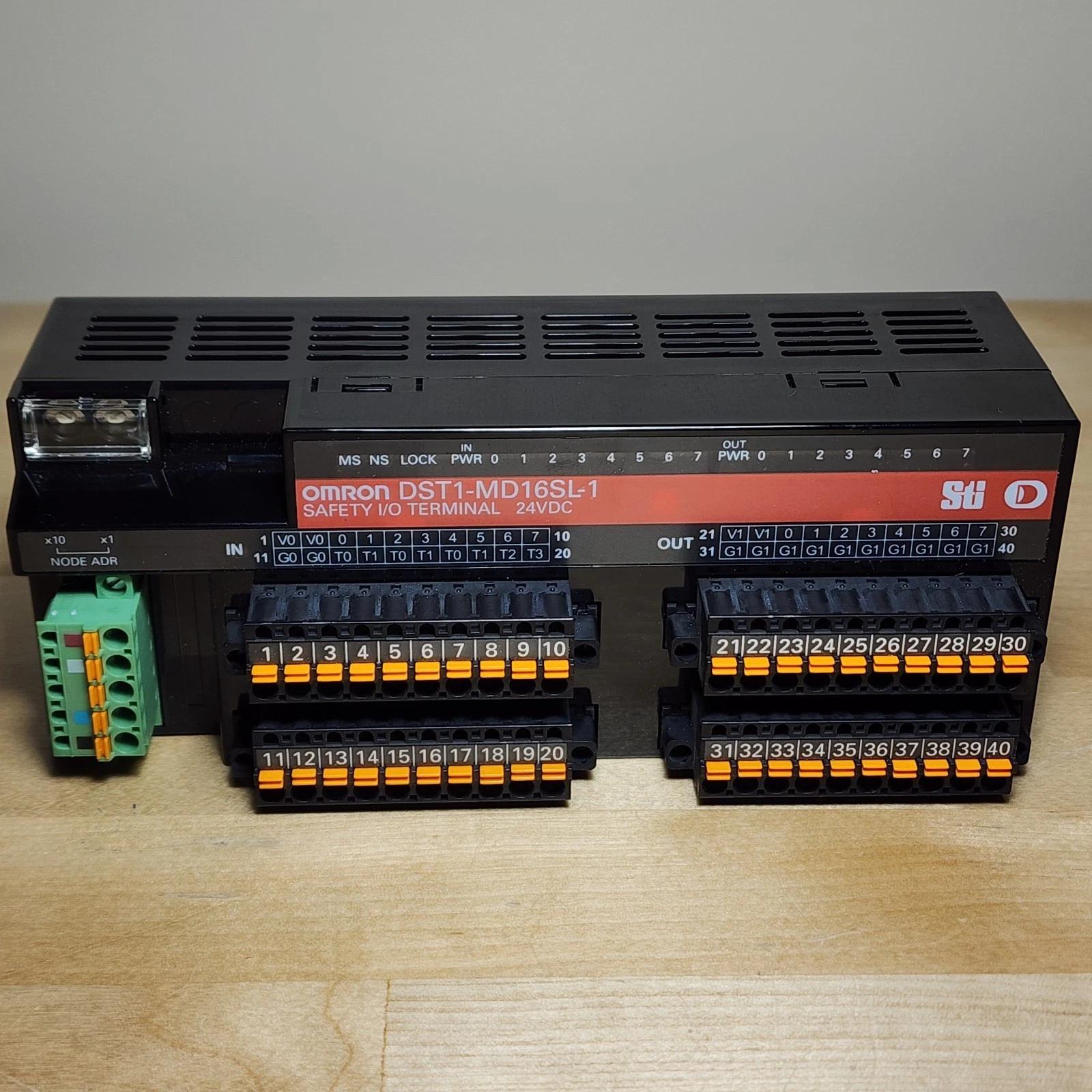 Omron DST1-MD16SL-1 Safety I/O Terminal 24VDC