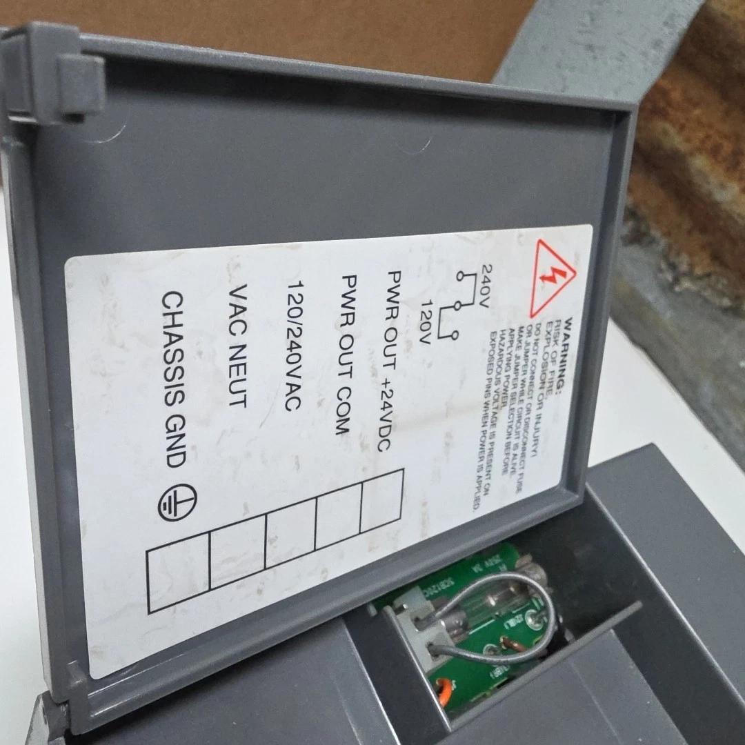 Allen Bradley SlC500 7-Slot Rack 1746-A7 1747 L541 CPU DC Sink Input 3x Output3x