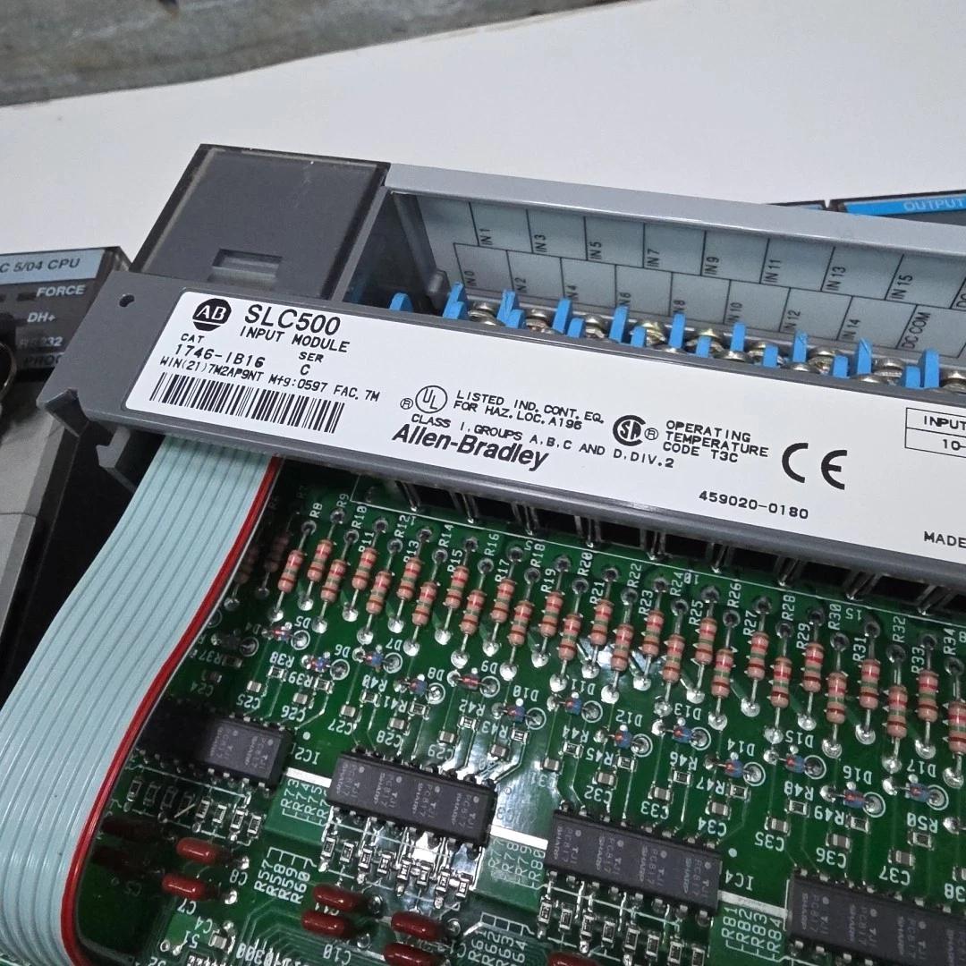 Allen Bradley SlC500 7-Slot Rack 1746-A7 1747 L541 CPU DC Sink Input 3x Output3x