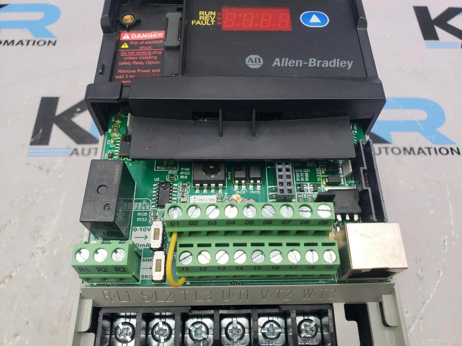Allen Bradley 22D-D4P0N104 Bulletin 22D PowerFlex 40P 480V 3PH 4A 2HP 63Hz