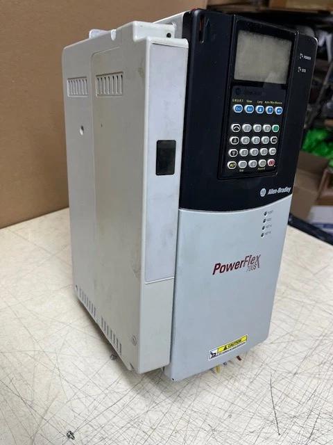 Allen Bradley 20DD022A0EYNANANE PowerFlex 700S VFD Series D