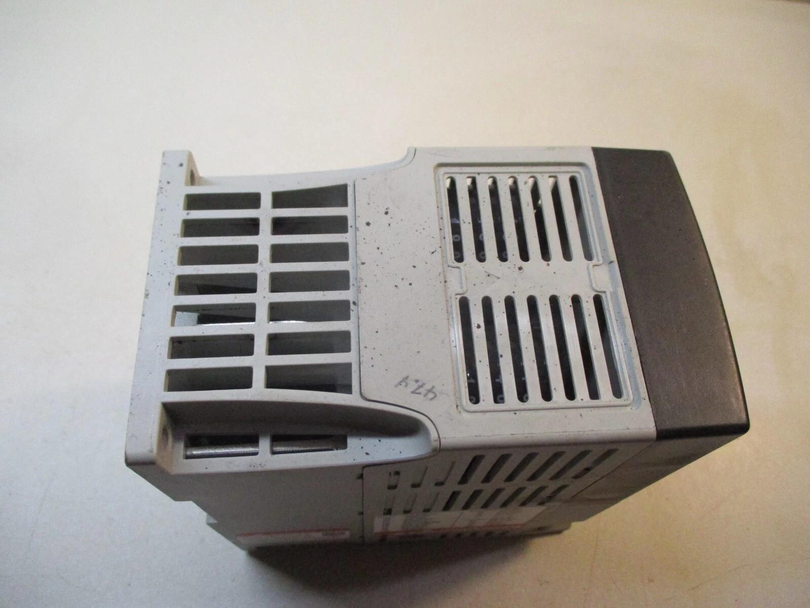 ALLEN BRADLEY PowerFlex 4 22A-D1P4N104 SER A DRIVE