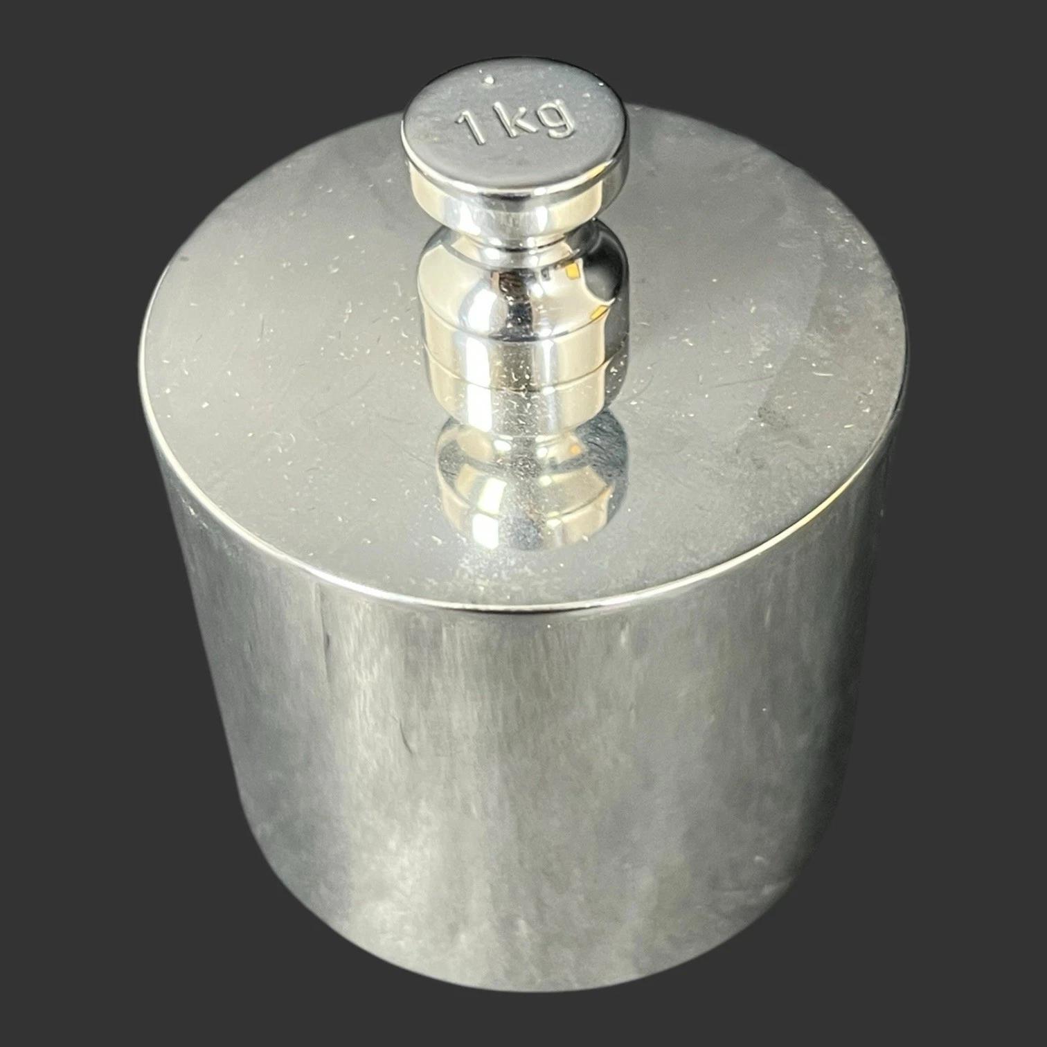 Vtg Rice Lake Weighing Systems Calibration 1KG Weight W/ Original Case S/N5933