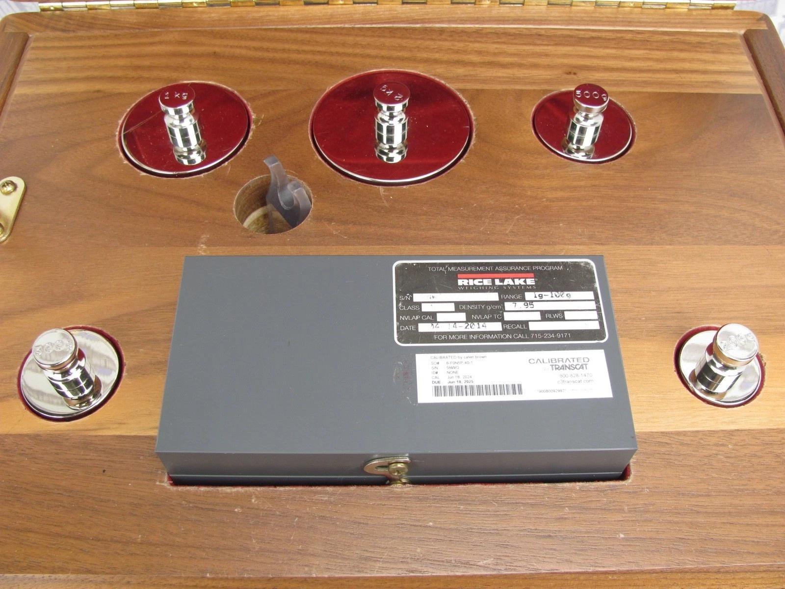 RICE LAKE WEIGHING SYSTEMS – 1g to 2kg – (14) Weights, HARDWOOD CASE Refurbished