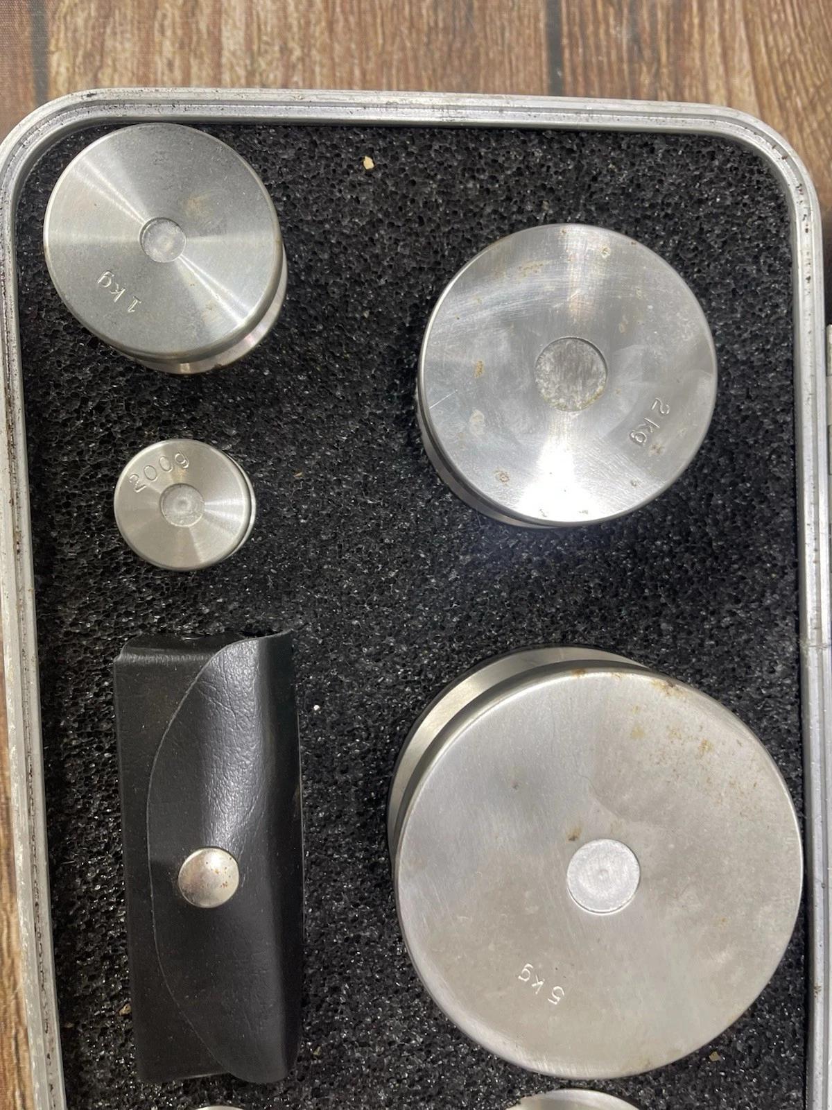 Rice Lake Metric Weighing System. Class F Range 5KG-1 G