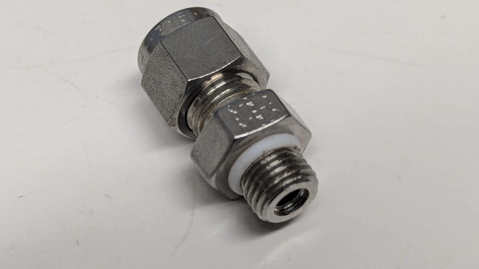 New Parker Stainless 1/4″ Tube A-Lok to SAE 3/8-24 Straight Thread, 4M1SC3-316