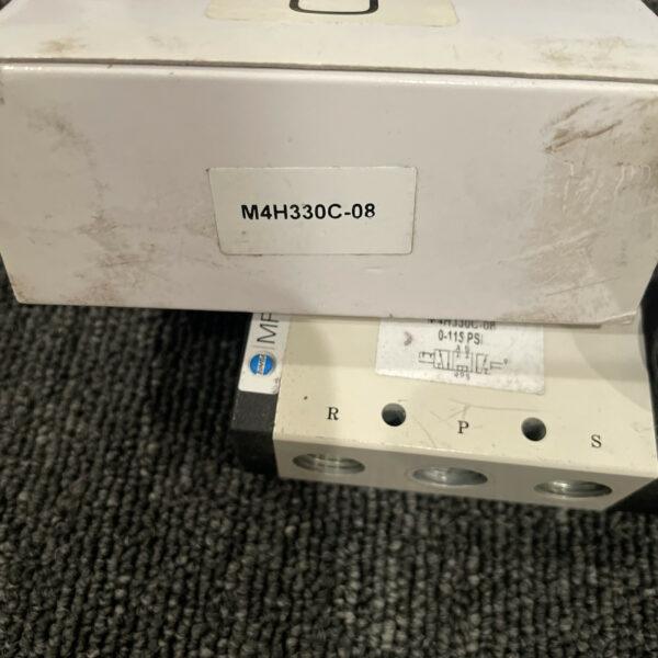 Bimba M4H330C-08 Manual Valve, Hand Lever, 5/3, Closed Ctr, 1/4 NPT 0-120psi