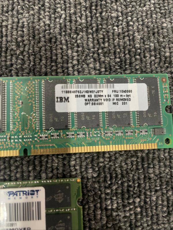 (2) – (1) PATRIOT PC3-10600 PSD38G1333SK 2x4GB + (1) MT16LSDT3264AG-13EE1 256MB
