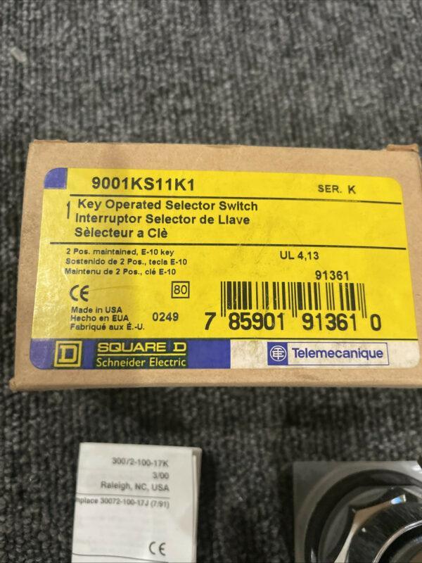 NEW SQUARE D 9001KS11K1 KEY OPERATED SEL SWITCH  Series K