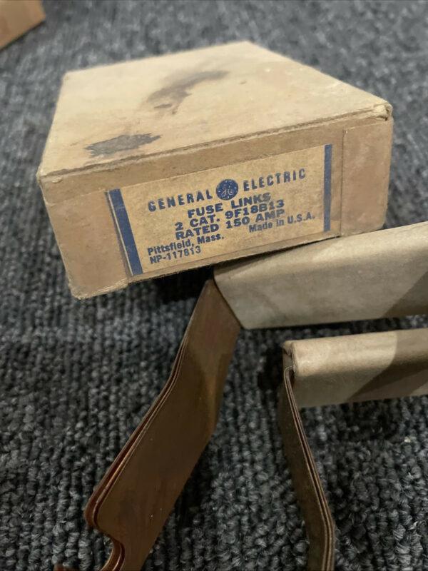(2) GENERAL ELECTRIC 9F18B8 / 9F18B8 – 150 Amp