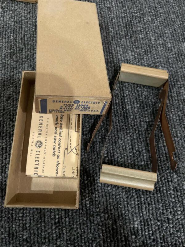 2 GENERAL ELECTRIC 9F18B8 / 9F18B8 – 50 AMP