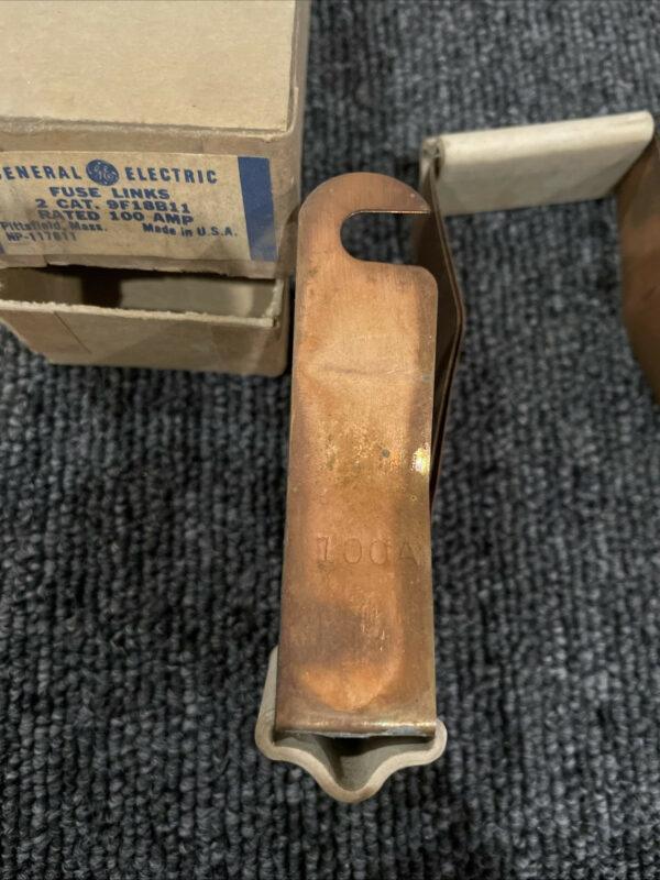 2 GENERAL ELECTRIC 9F18B8 / 9F18B8 – 100 Amp