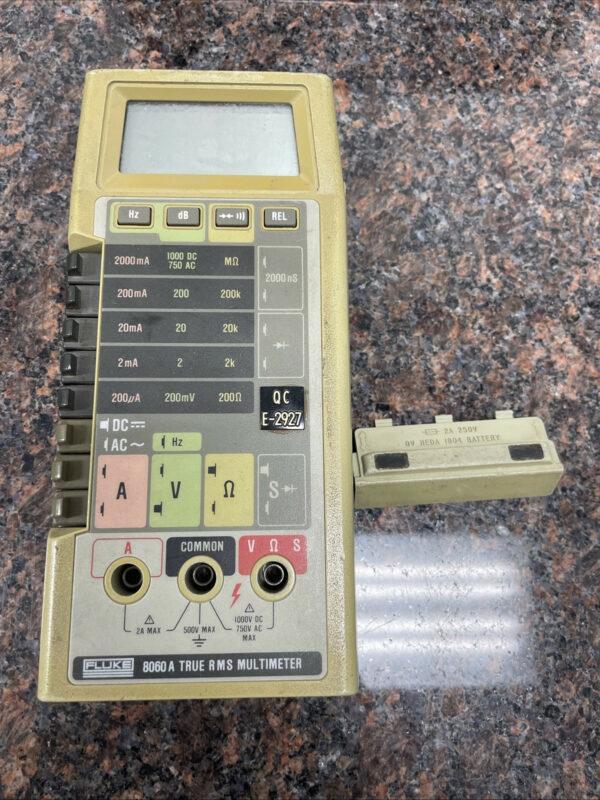 Fluke 8060A RMS Digital Multimeter. Non-Working *NEEDS BATTERY-untested*