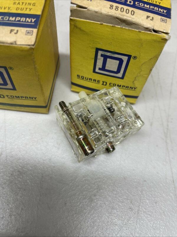 (2) Square D 9001 KA-1 SERIES G Contact Block