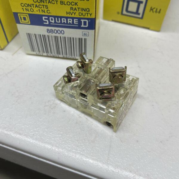 (5) Square D 9001 KA-1 SERIES G Contact Block