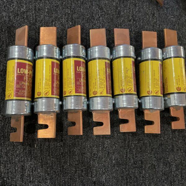(8) Bussmann LPN-RK-150SP Low Peak Fuse  LPNRK150SP 125 VDC
